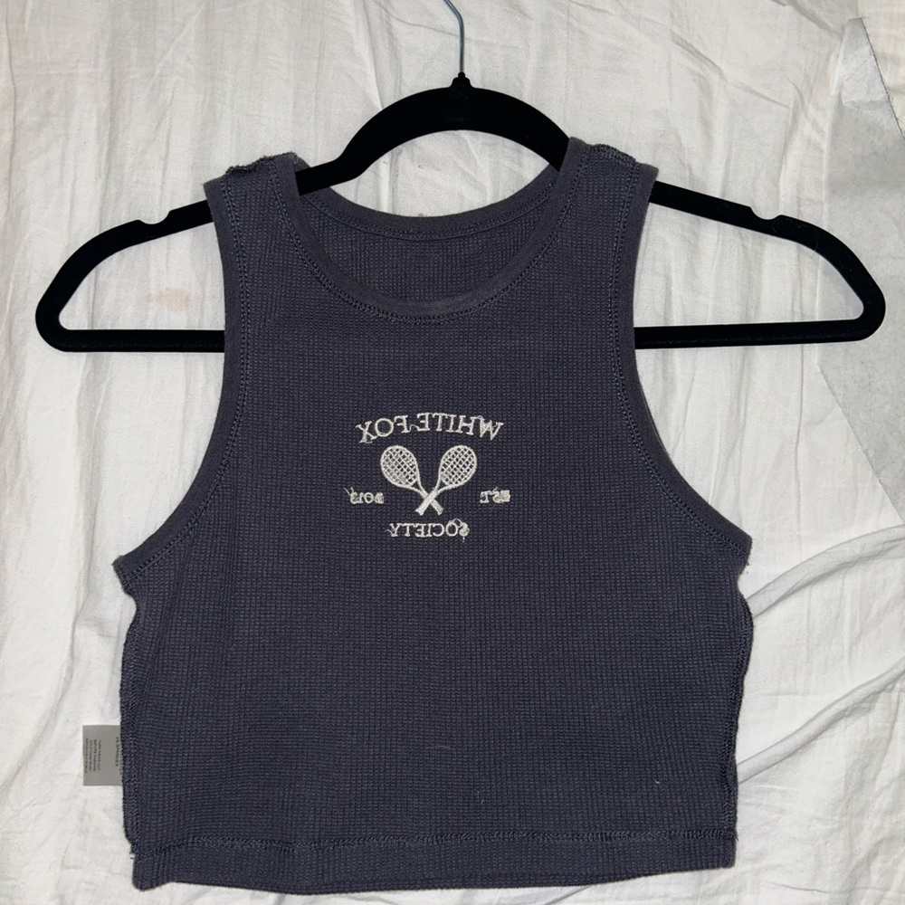 White fox boutique crop top